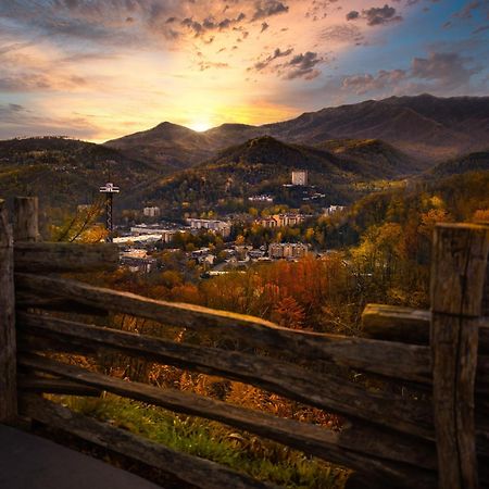 Highland Dream, Hot Tub, 1089 Free Tickets Each Paid Day, Dollywood And More Sevierville Buitenkant foto