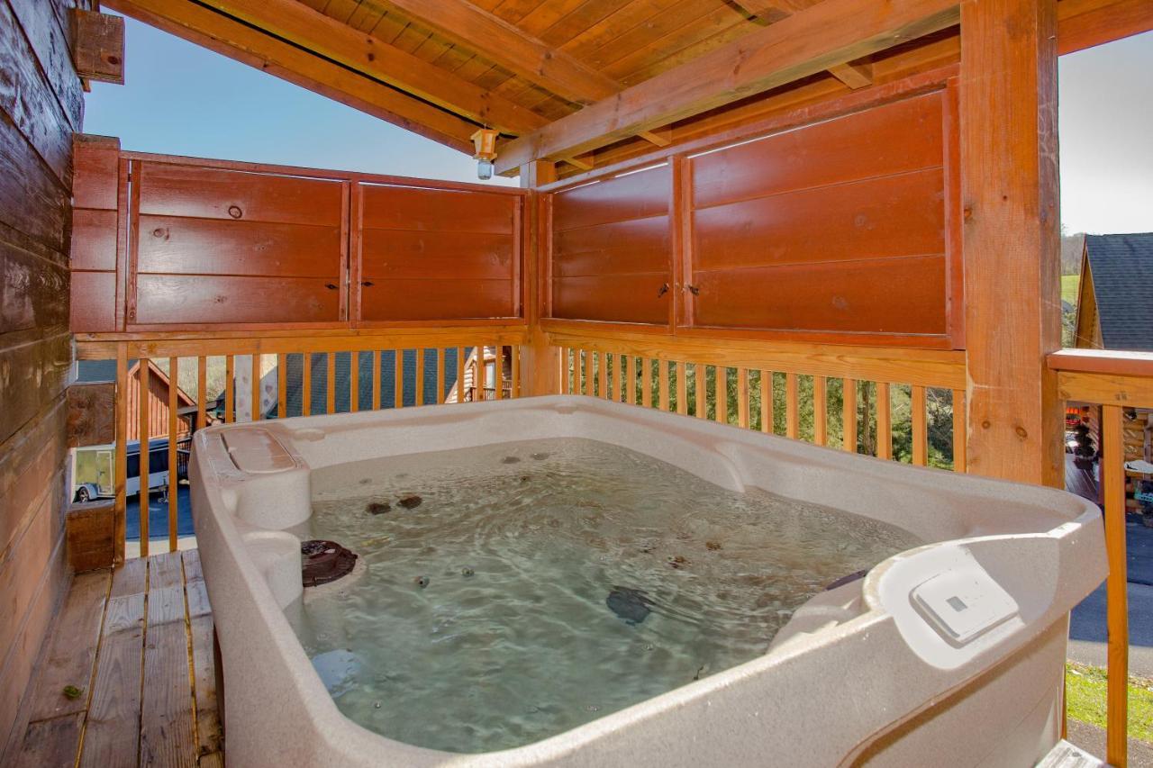 Highland Dream, Hot Tub, 1089 Free Tickets Each Paid Day, Dollywood And More Sevierville Buitenkant foto