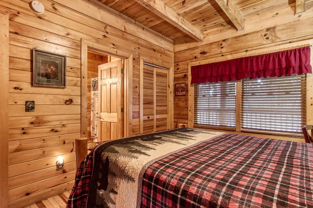 Highland Dream, Hot Tub, 1089 Free Tickets Each Paid Day, Dollywood And More Sevierville Buitenkant foto