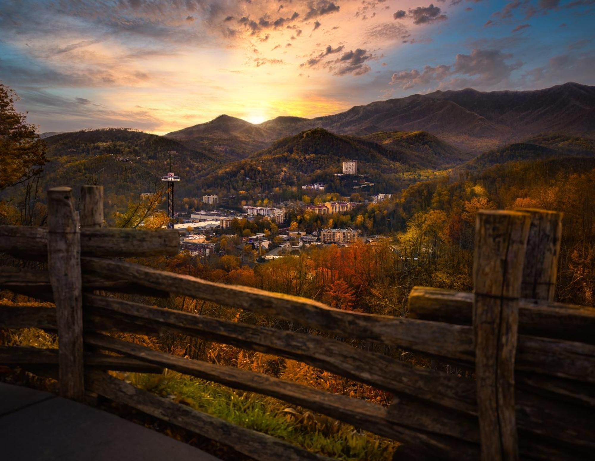 Highland Dream, Hot Tub, 1089 Free Tickets Each Paid Day, Dollywood And More Sevierville Buitenkant foto